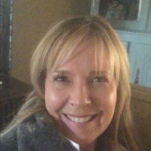 Meet your Posher, Deborah